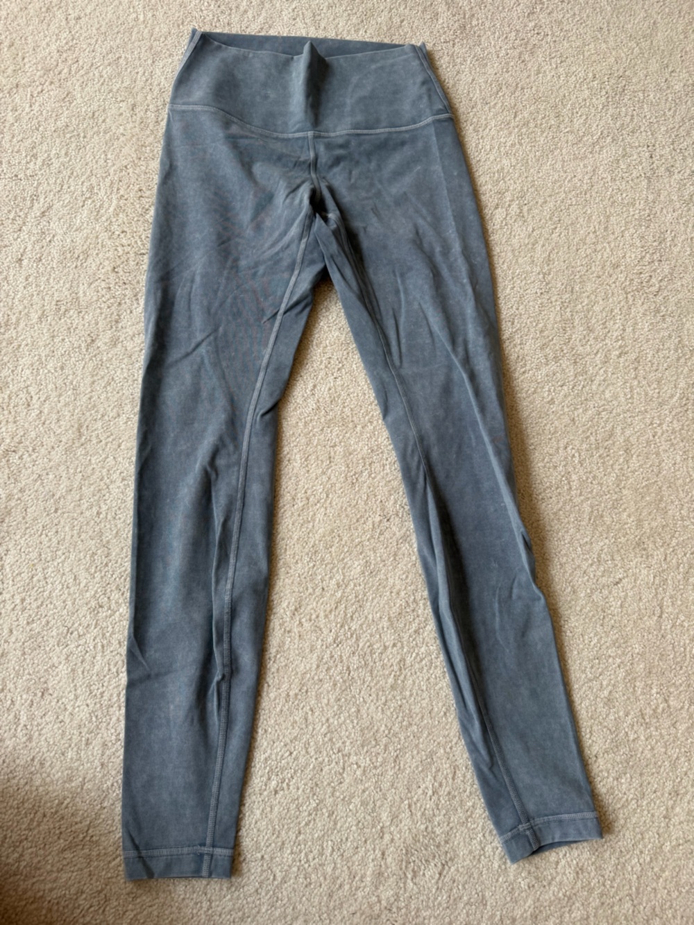 Lululemon Denim Wash Wunder Under leggings Size 6